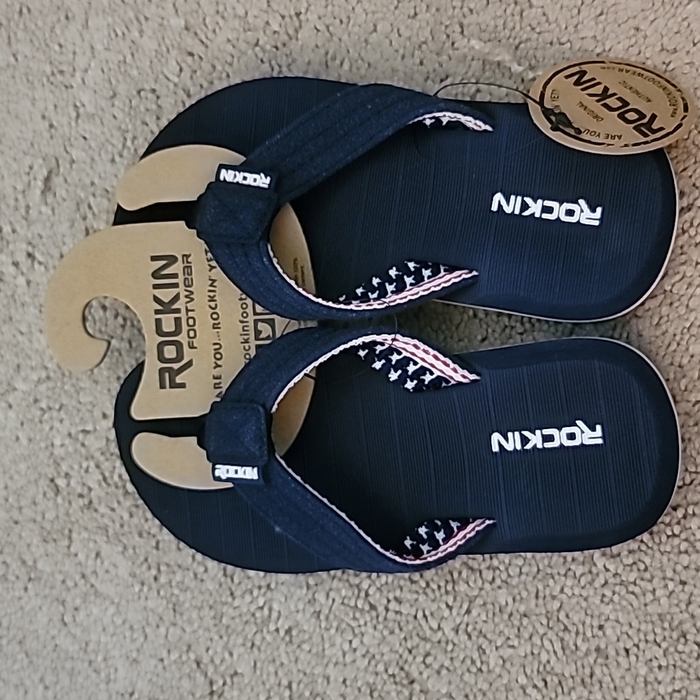 NWT Boys Rockin Footwear flip flops Multiple Sizes Available